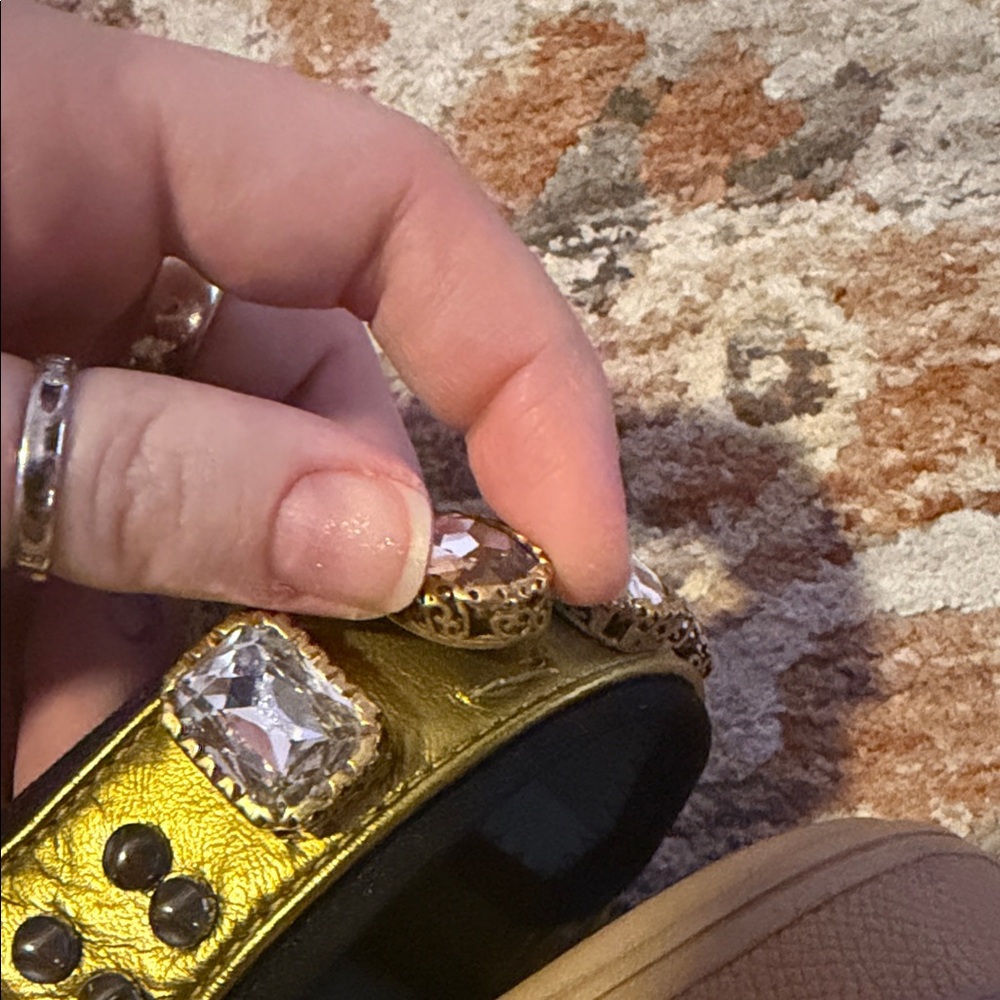 Gucci Gold Crystal Sandals - Picture 4 of 16
